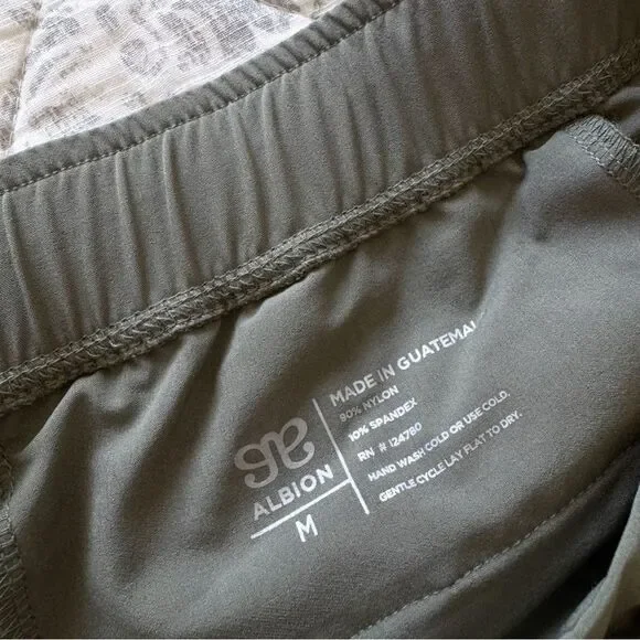 Albion Jettsetters Jogger Pant Zip Ankle Sage Green Comfy Activewear Size M Tall - Picture 15 of 16